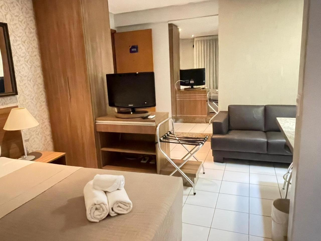 Sun Square Suites Hotel By Lual Goiânia Buitenkant foto